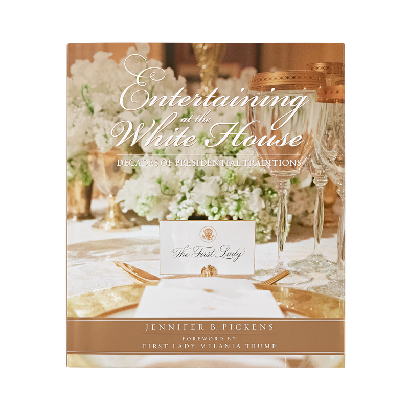 Entertaining At The White House Book-cover