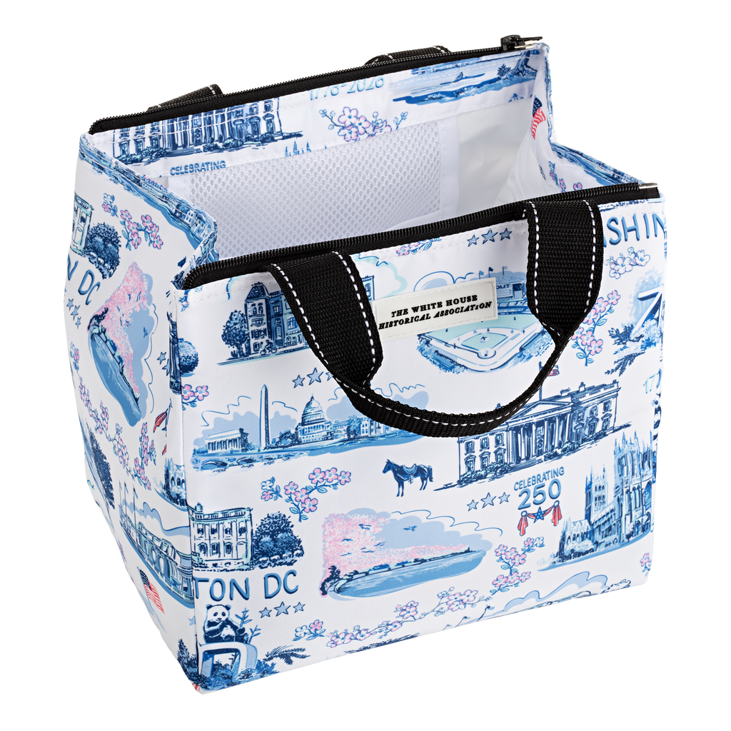 America Celebrates 250 Years Eloise Lunchbox open