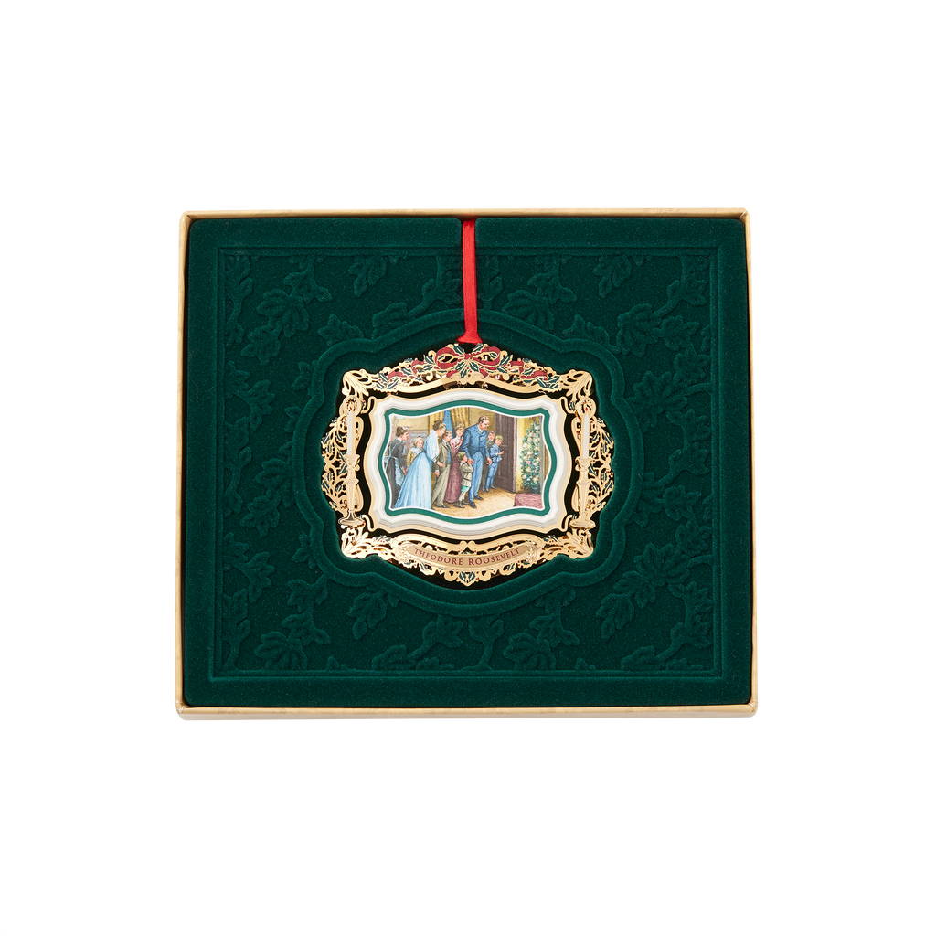 2011 White House Christmas Ornament, Santa Visits the White House-In Box